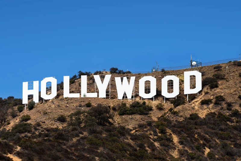 3D channel letters for buildings